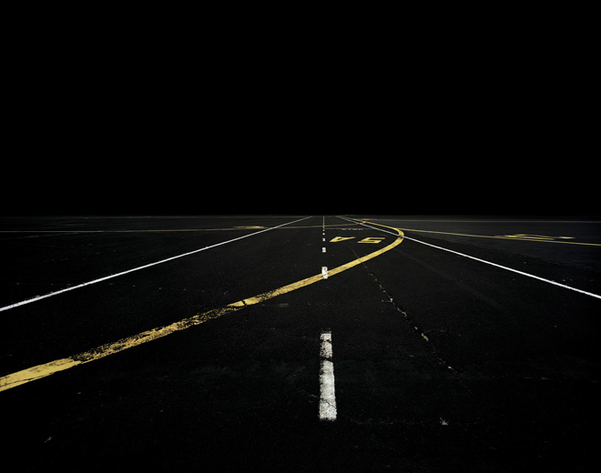 Edgar Martins - When Light Casts no Shadow, 2008